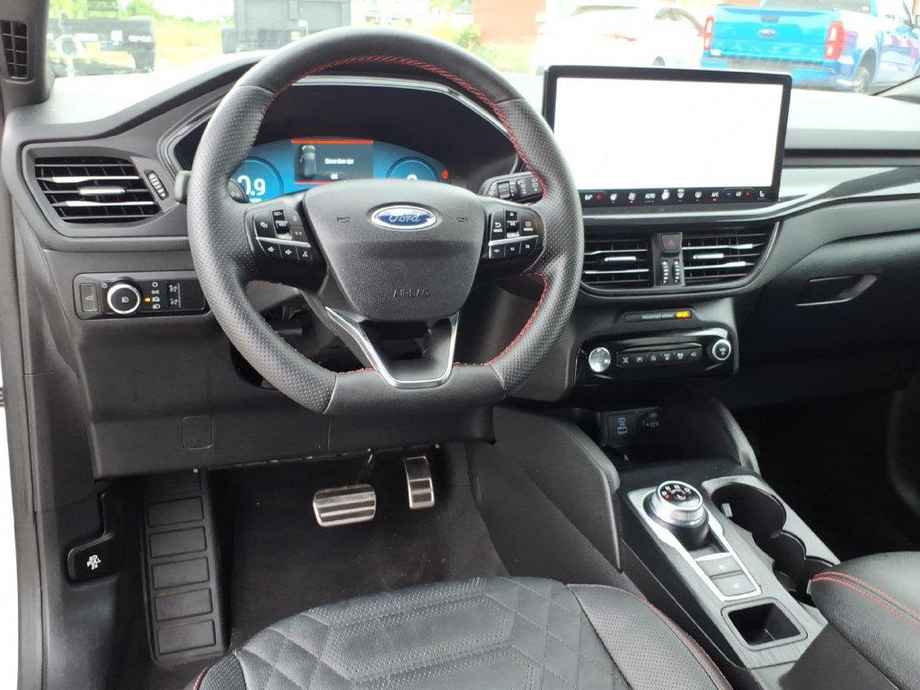 Used 2023 Ford Escape ST-Line Elite w/ Premium Technology Package AWD/4WD image 15