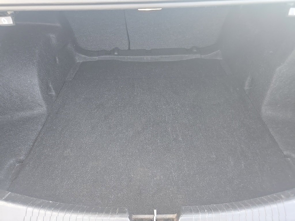 Used 2023 Chevrolet Malibu LT image 30