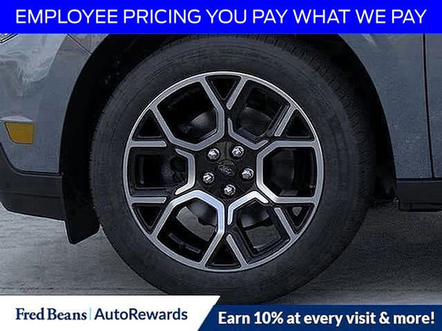 New 2025 Ford Maverick Lariat w/ 4K Tow Package AWD/4WD image 24