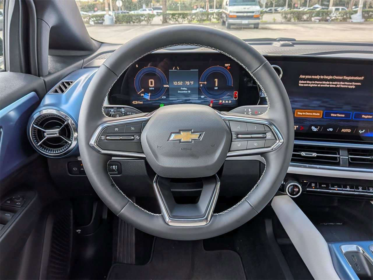 New 2026 Chevrolet Equinox EV LT image 10