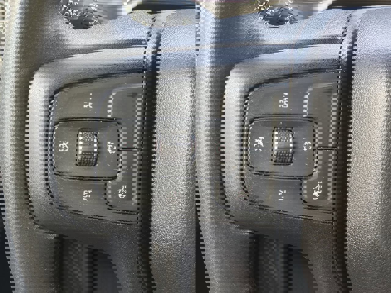 Used 2020 Chevrolet Silverado 1500 LT Trail Boss w/ Midnight Edition image 25