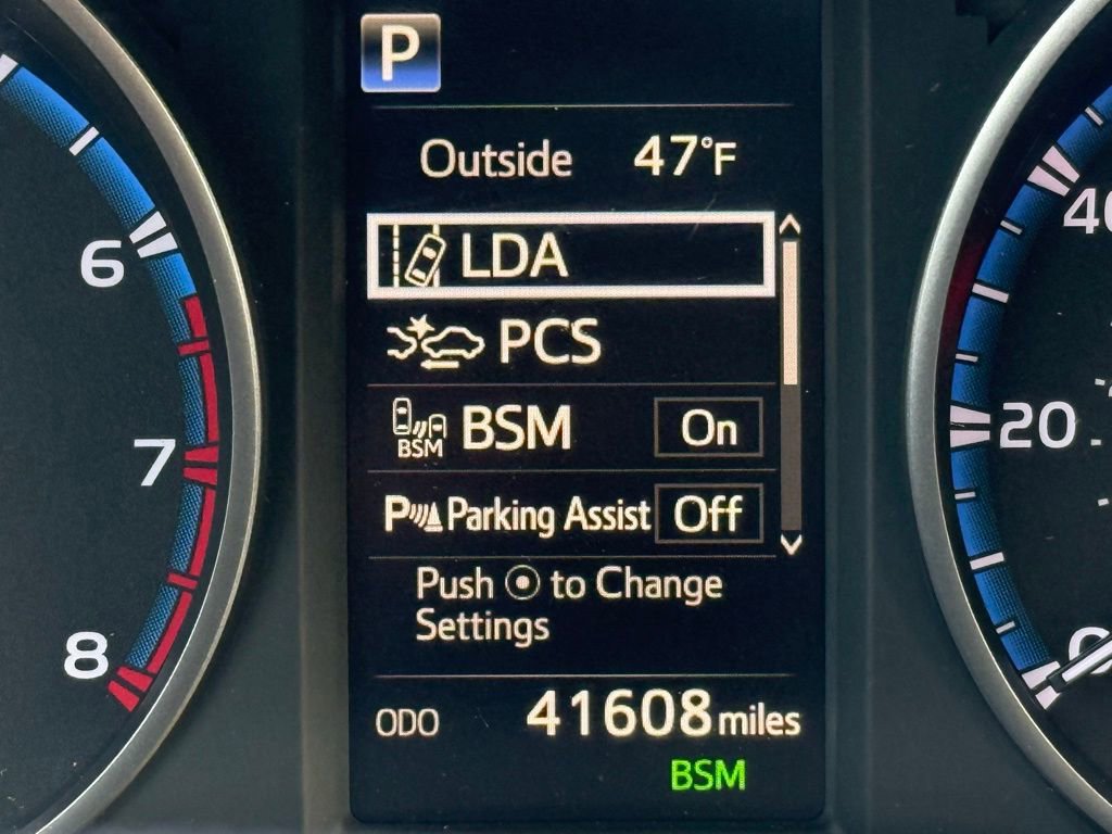 Used 2018 Toyota RAV4 Adventure image 31