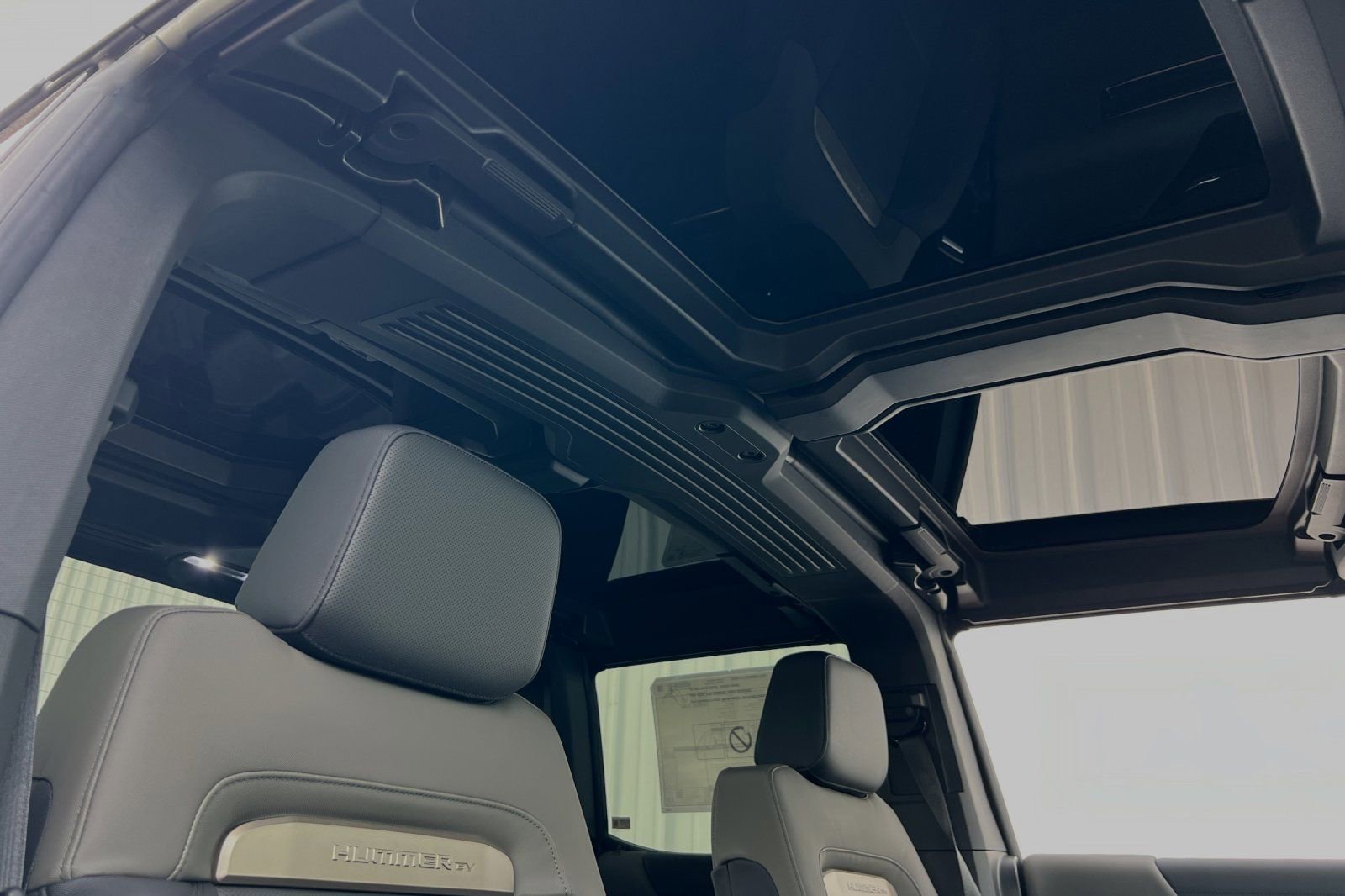 New 2025 GMC Hummer EV 3X AWD/4WD image 17