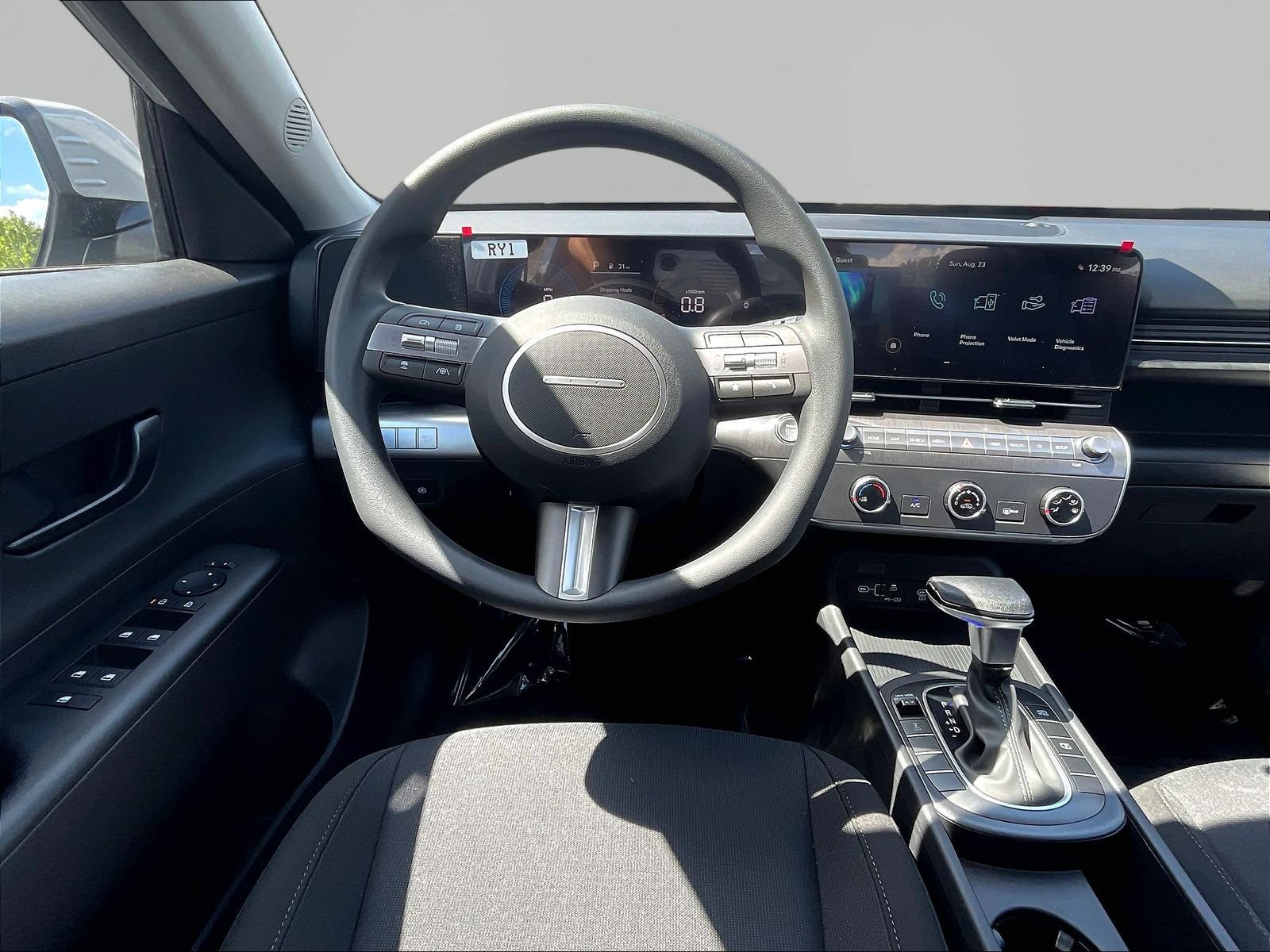 New 2027 Hyundai Kona SE AWD/4WD image 9