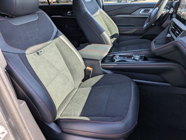 New 2026 Ford Explorer ST AWD/4WD image 40
