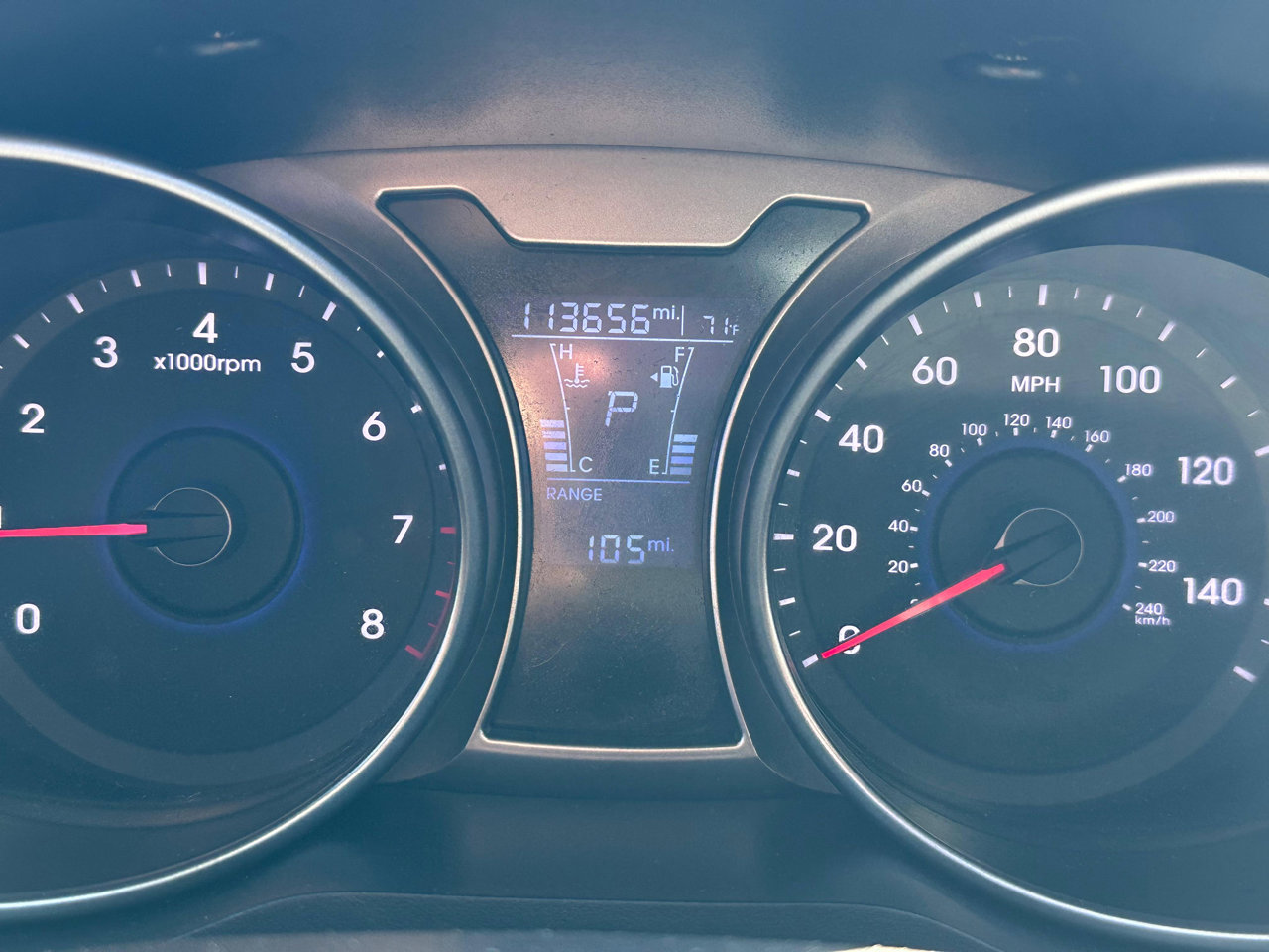 Used 2017 Hyundai Veloster Value Edition image 11