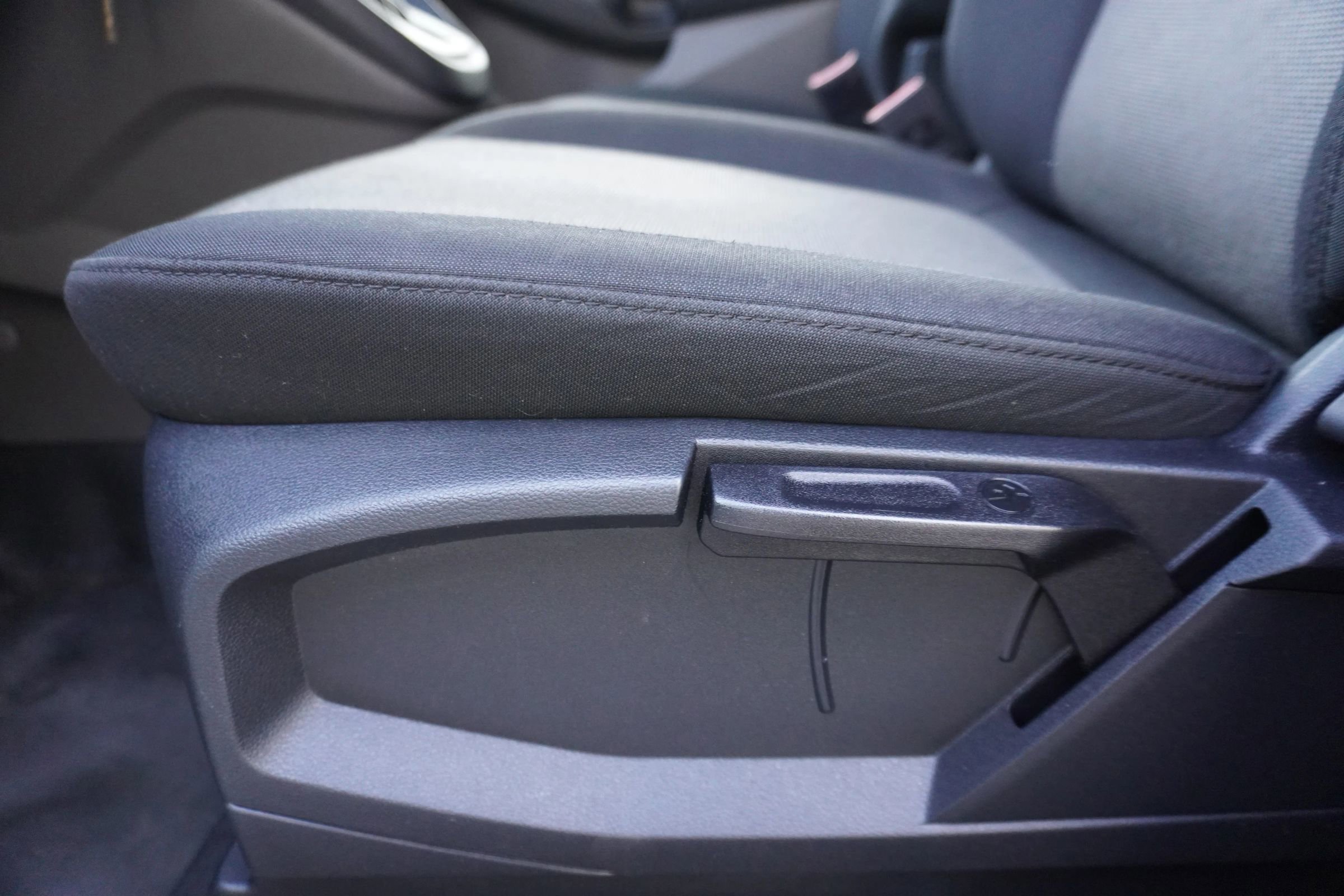 Used 2022 Ford Transit Connect XL image 26