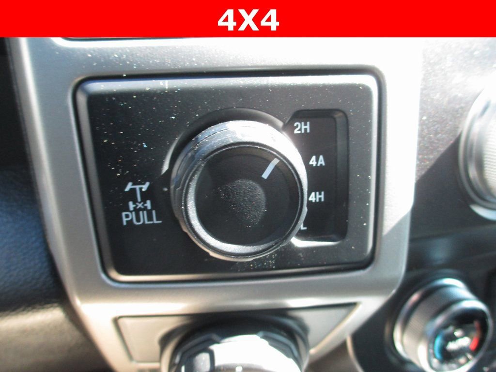 Used 2019 Ford F150 Lariat w/ Equipment Group 502A Luxury image 28