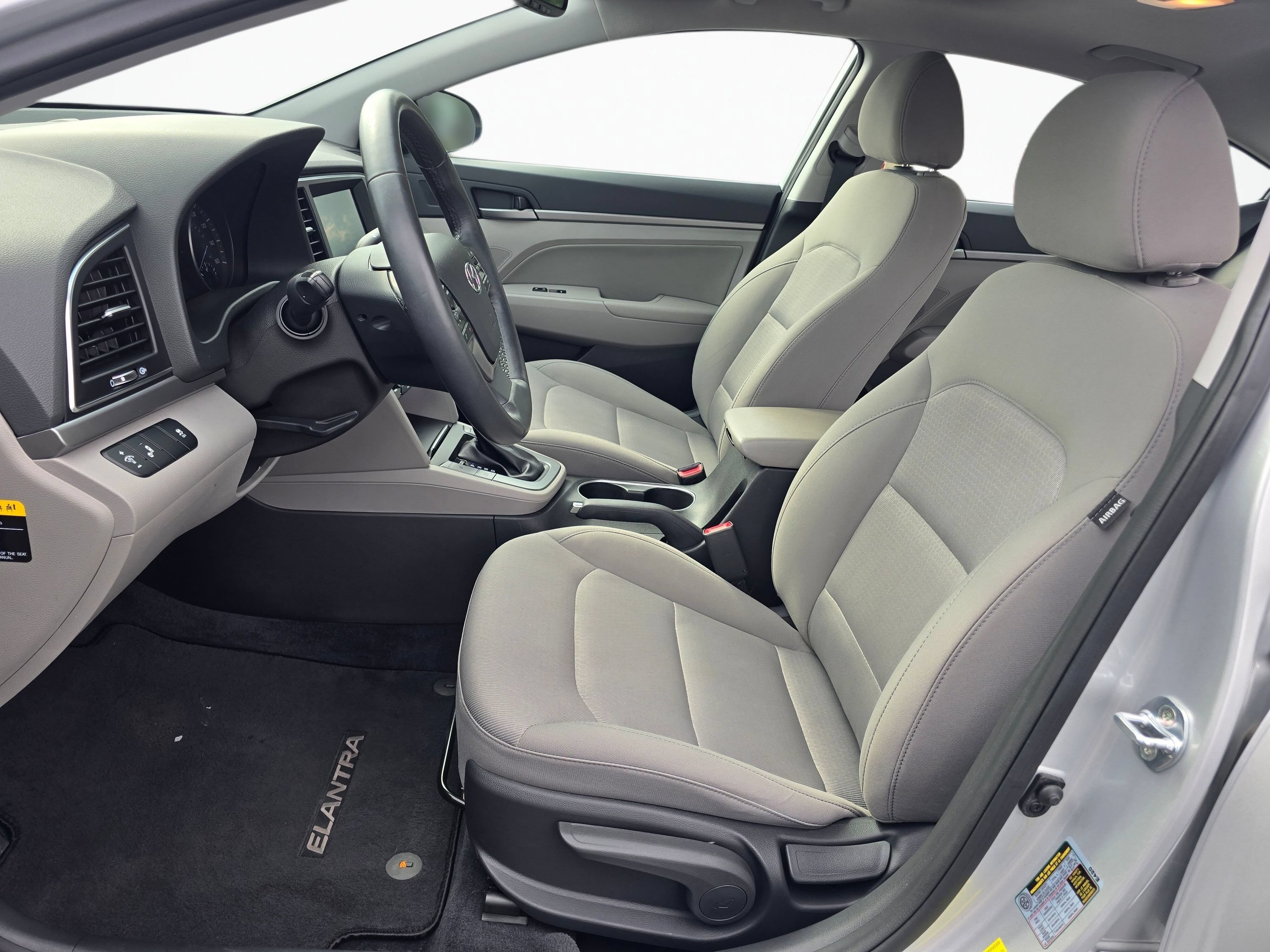Used 2018 Hyundai Elantra Value Edition FWD image 12