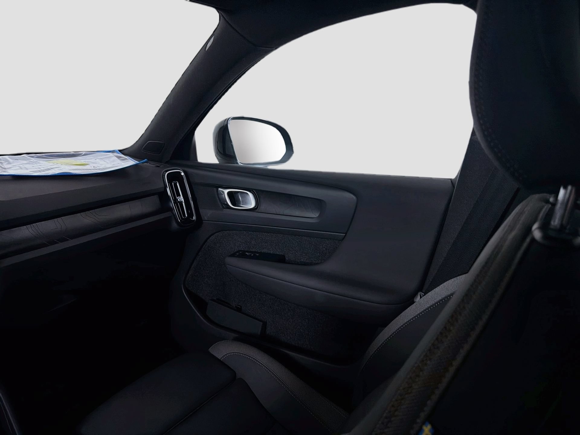 Certified 2023 Volvo XC40 Recharge Core w/ Protection Package Premier AWD/4WD image 23