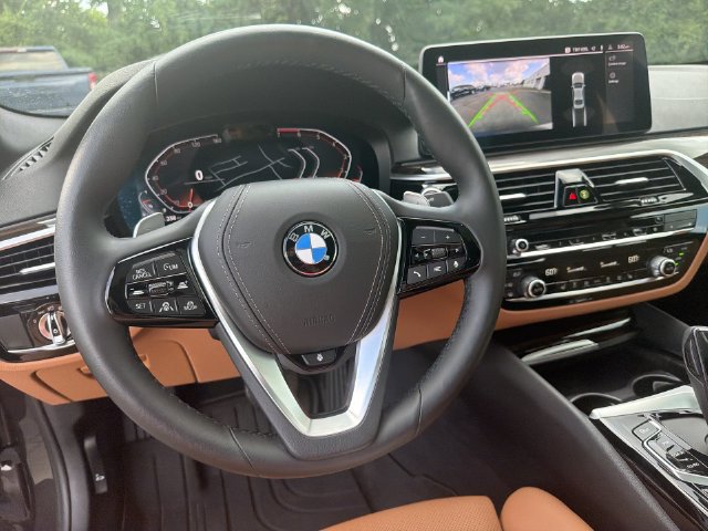 Used 2023 BMW 530i xDrive w/ Premium Package AWD/4WD image 17