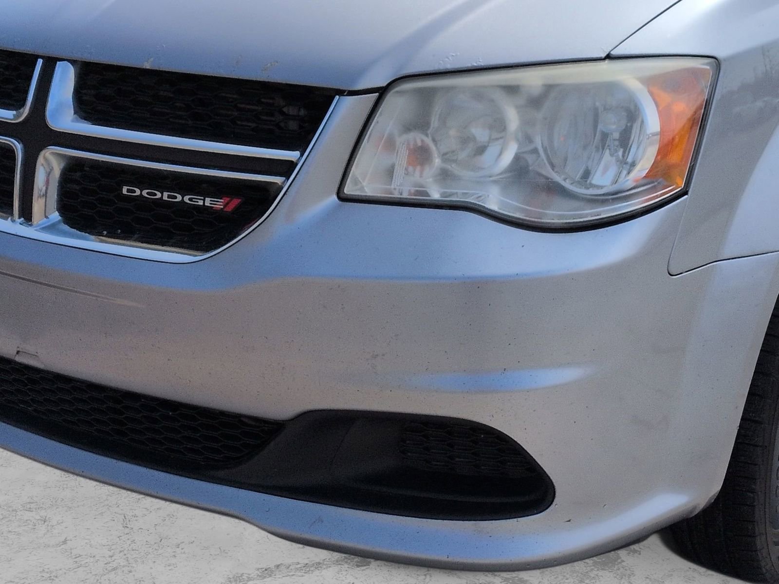 Used 2013 Dodge Grand Caravan SE image 13