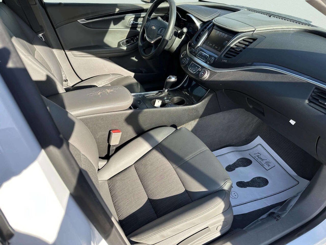 Used 2019 Chevrolet Impala LS FWD image 15