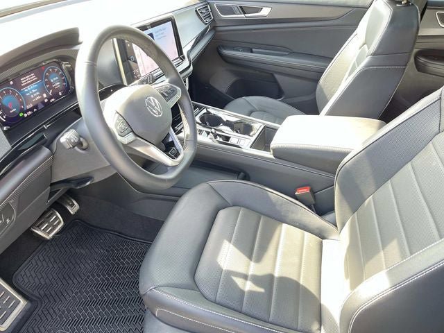 Used 2024 Volkswagen Atlas Cross Sport SEL R-Line image 26