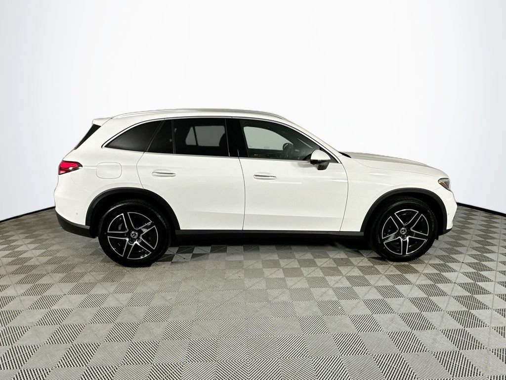 Used 2026 Mercedes-Benz GLC 300 4MATIC image 8