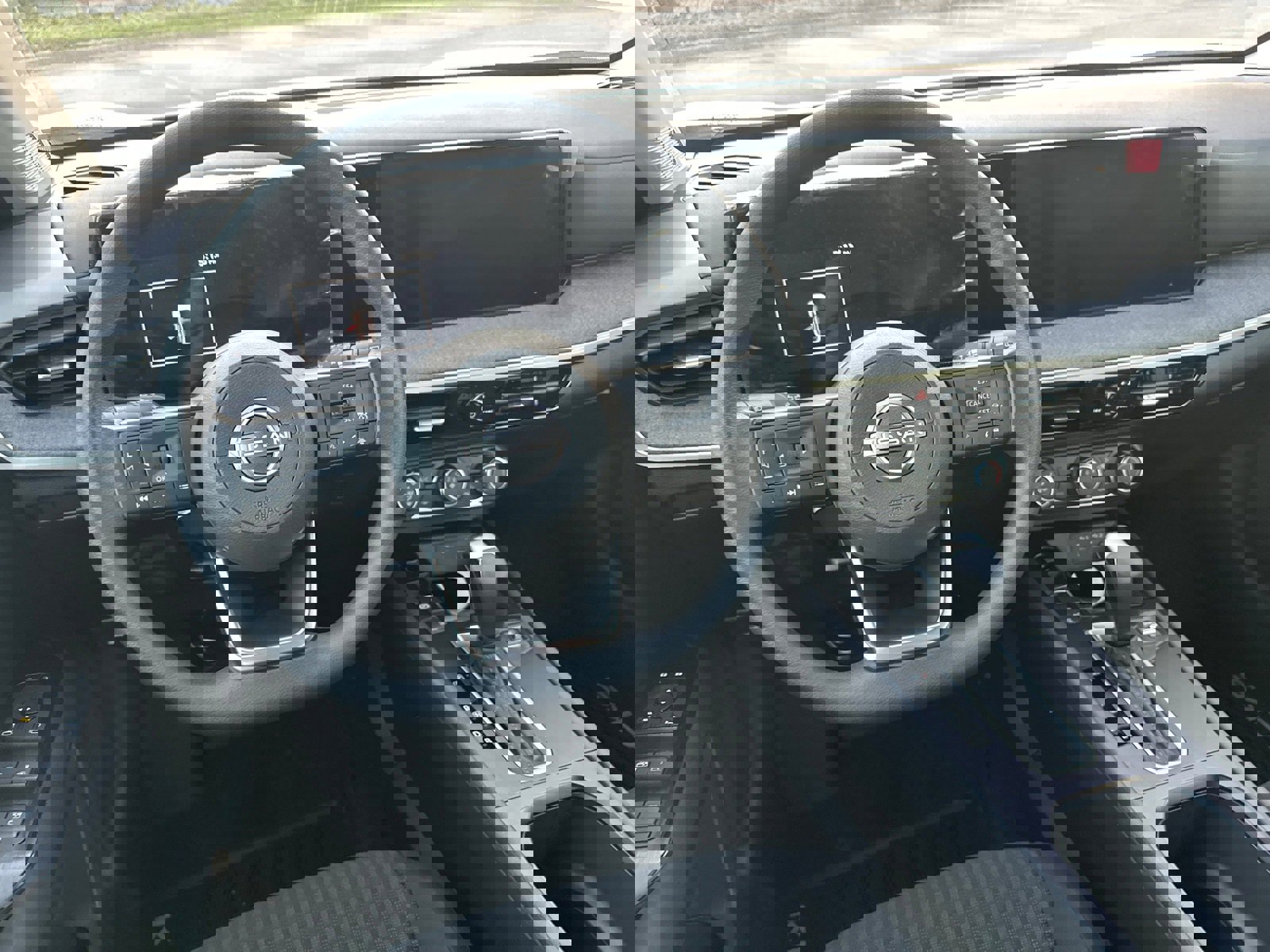 New 2026 Nissan Kicks S image 22