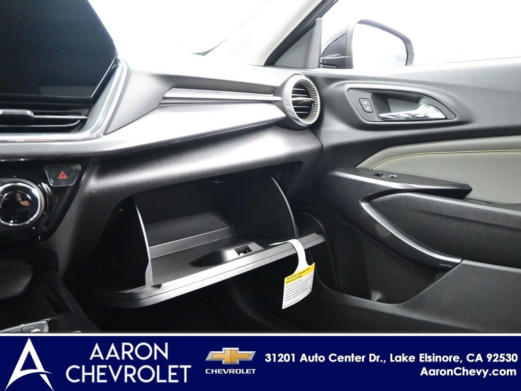 New 2026 Chevrolet Trax ACTIV w/ Driver Confidence Package FWD image 25
