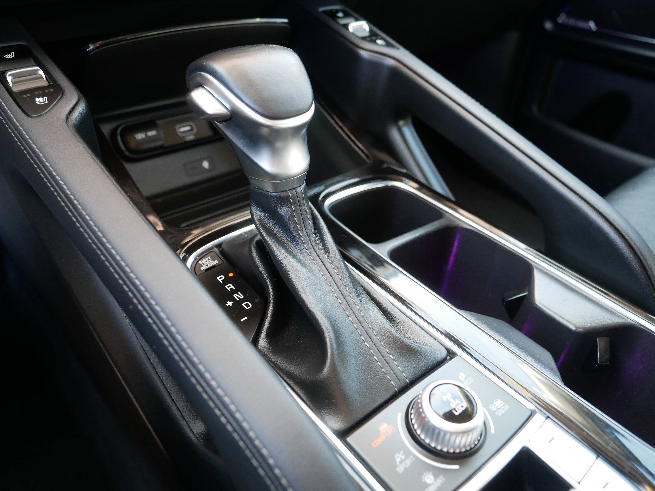 Used 2020 Kia Telluride SX image 24