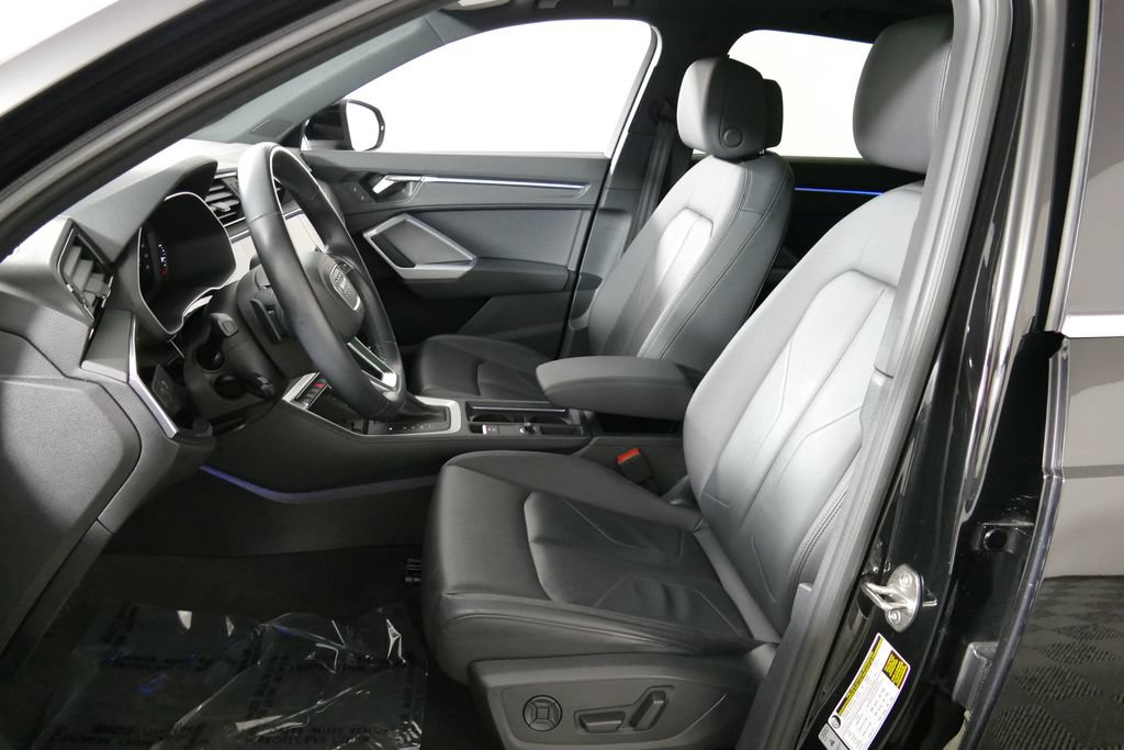 Used 2023 Audi Q3 2.0T Premium Plus w/ Premium Plus Package AWD/4WD image 10