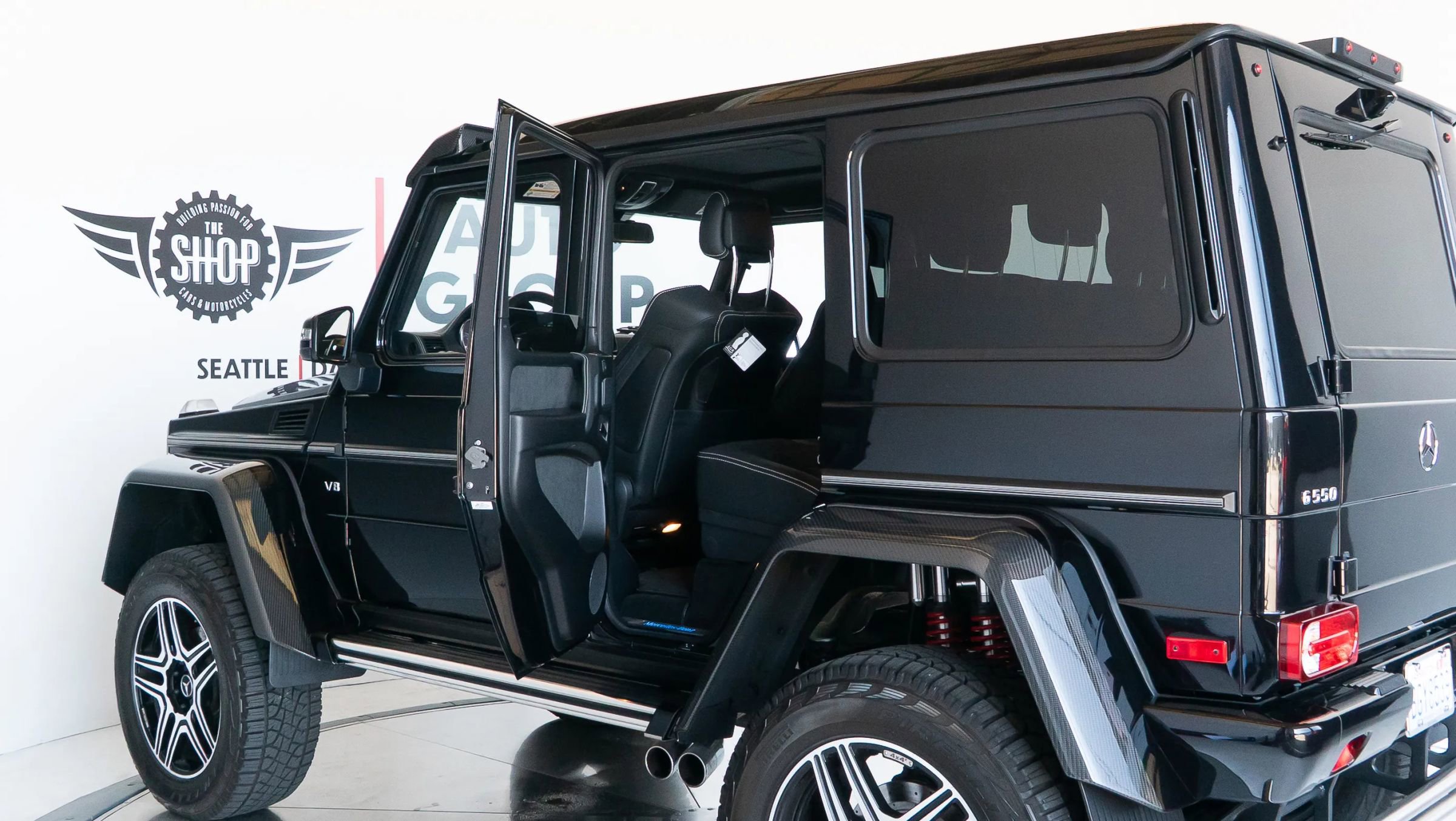 Used 2017 Mercedes-Benz G 550 Squared image 92