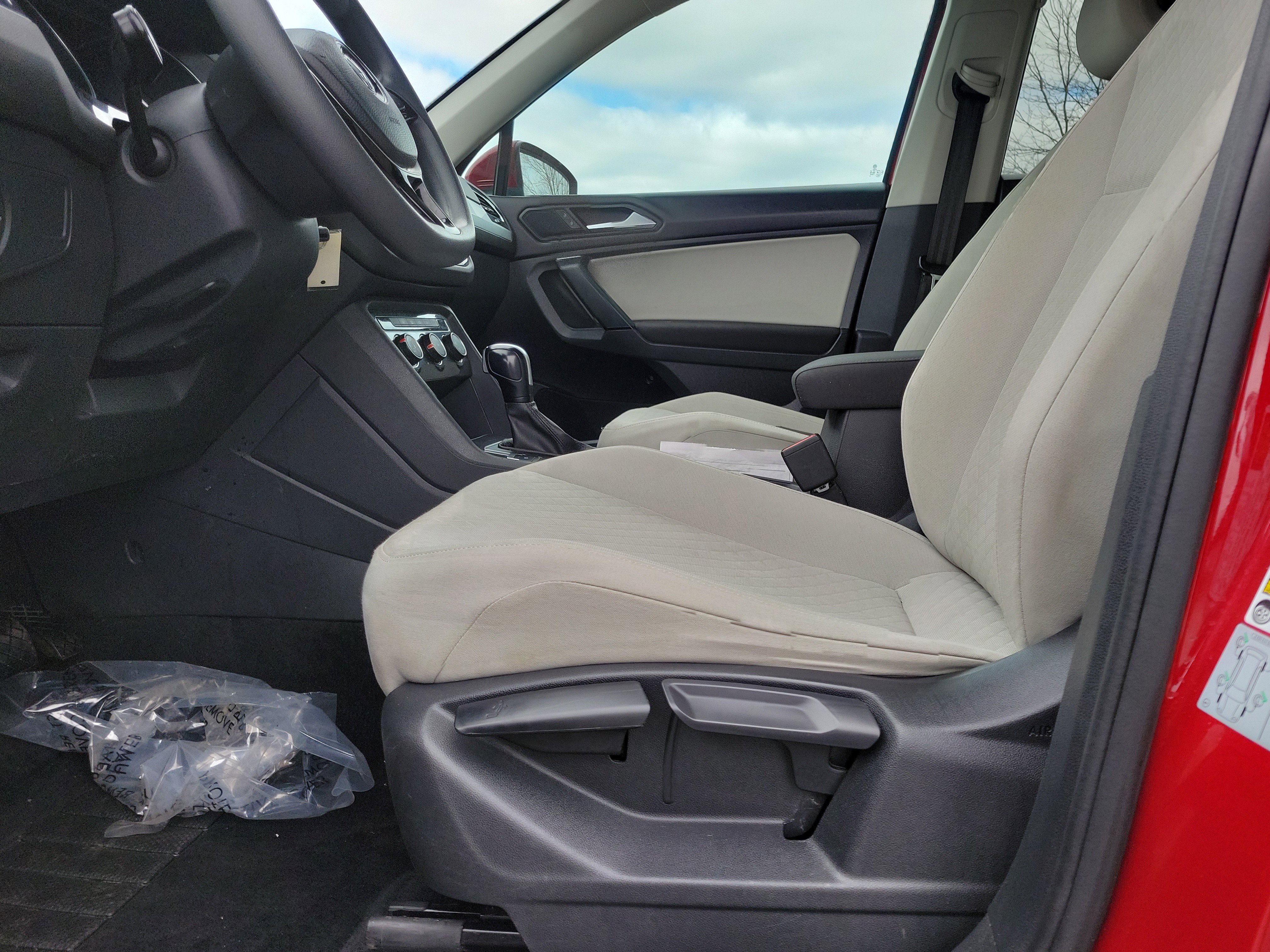 Used 2019 Volkswagen Tiguan S w/ Driver Assistance Package image 16