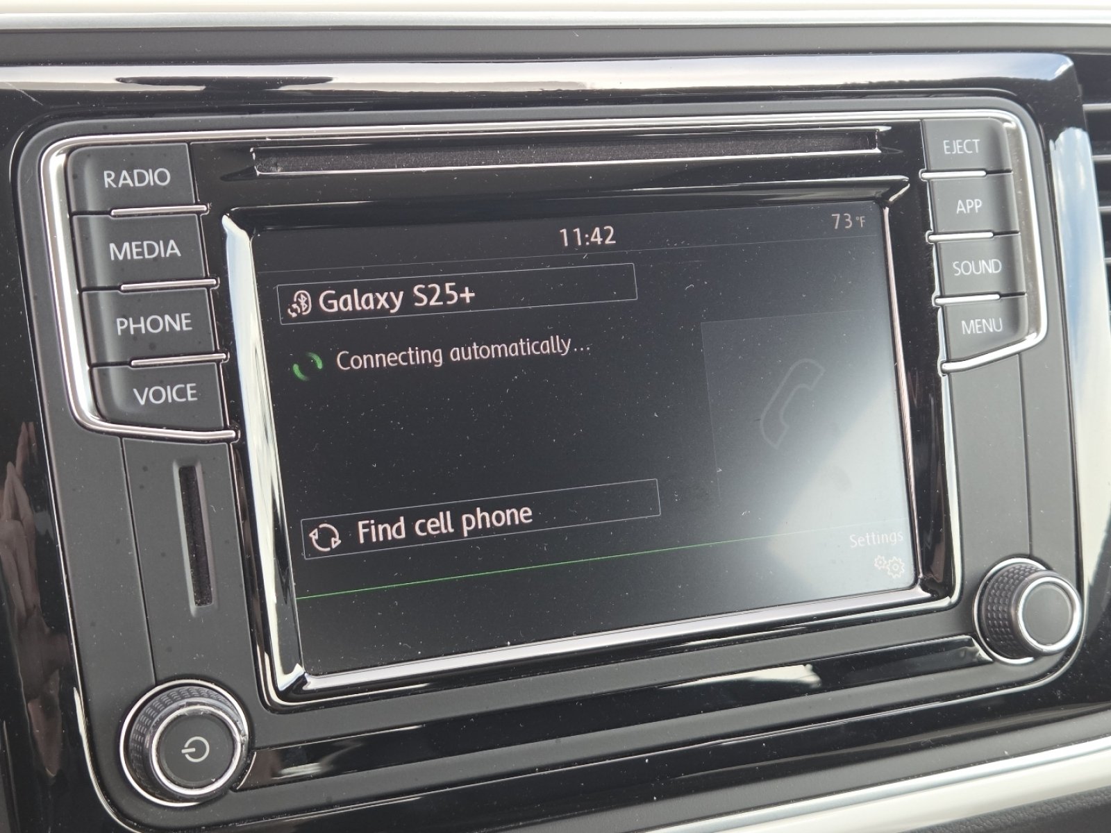 Used 2019 Volkswagen Beetle 2.0T SE FWD image 25