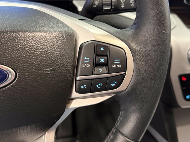 Used 2023 Ford Explorer XLT w/ Equipment Group 202A RWD image 13
