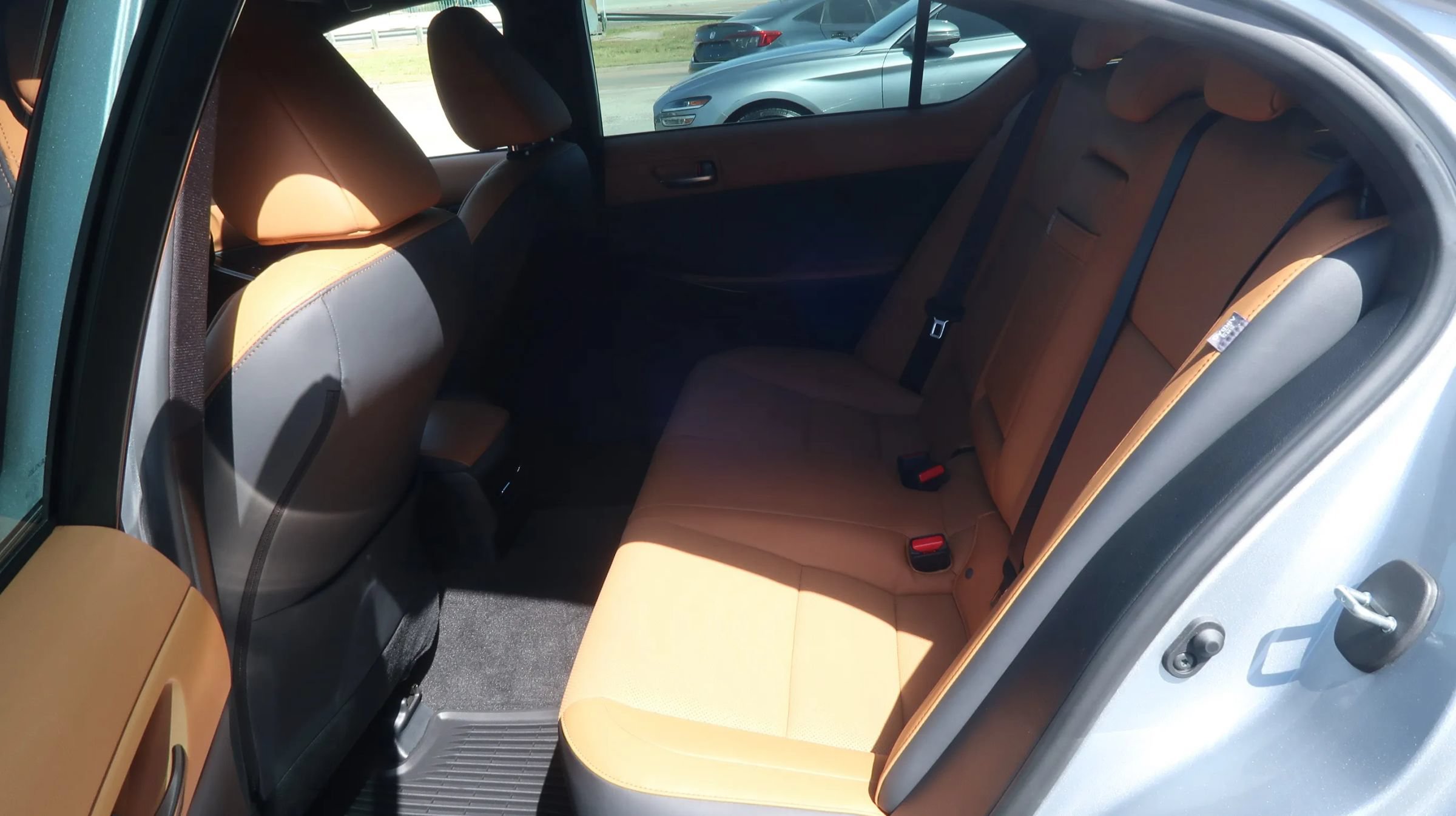 Used 2025 Lexus IS 300 F Sport AWD/4WD image 20