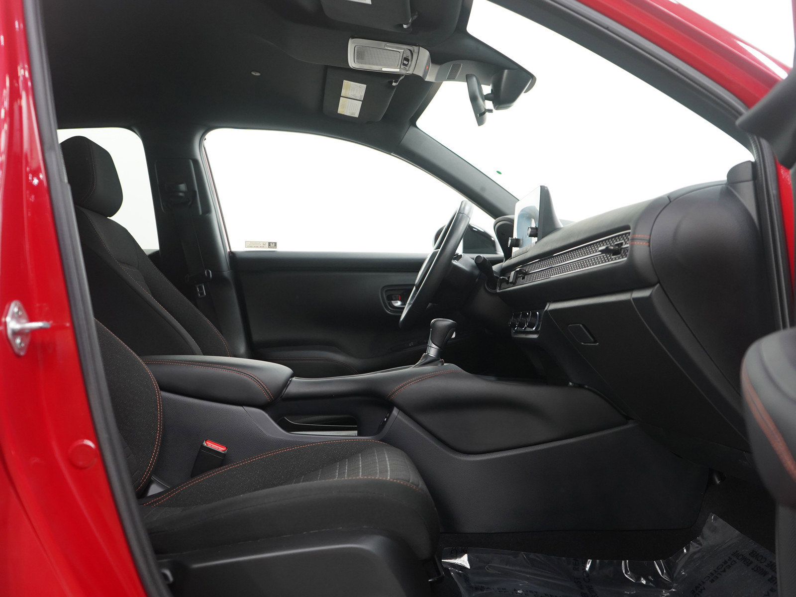 Used 2024 Honda HR-V Sport image 11