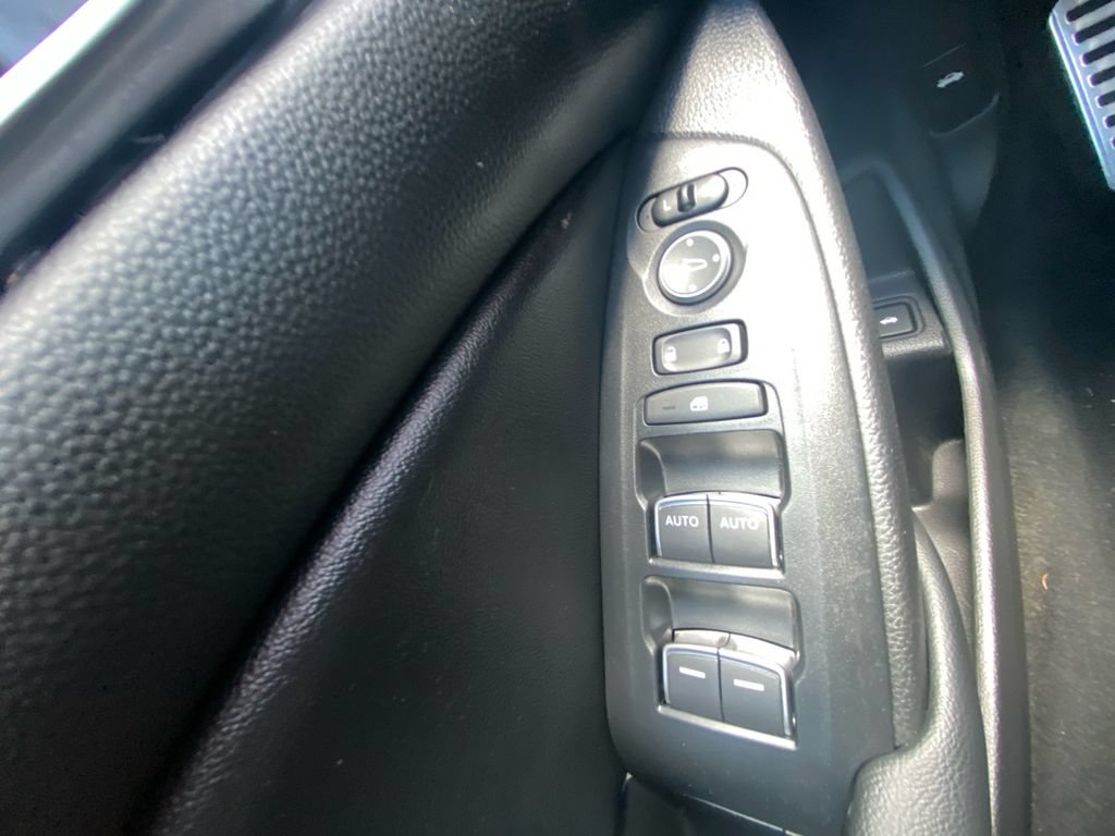 Used 2021 Honda Accord Sport image 17