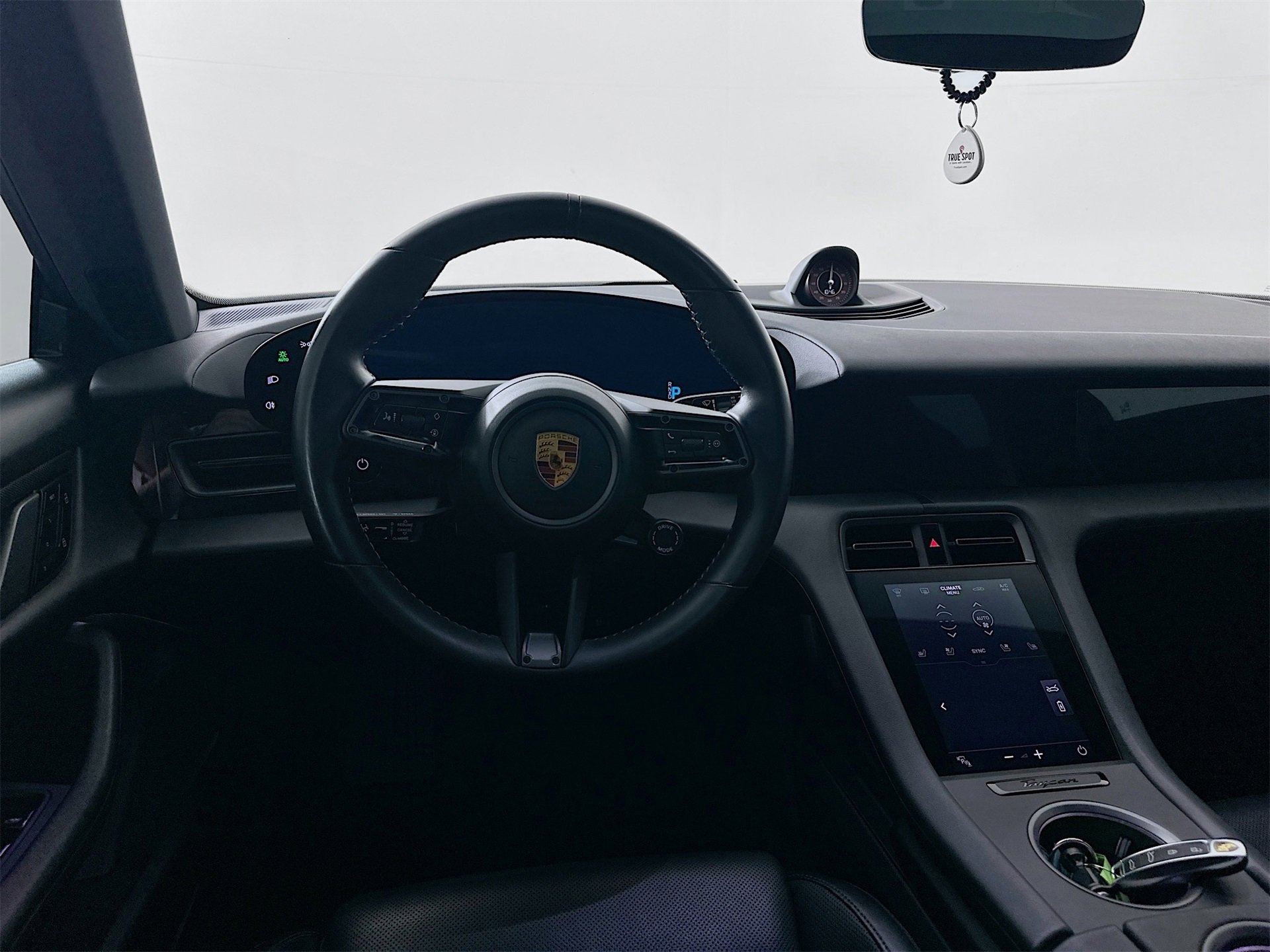 Used 2020 Porsche Taycan 4S image 24