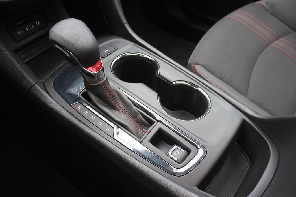 Used 2024 Chevrolet Equinox RS FWD image 8
