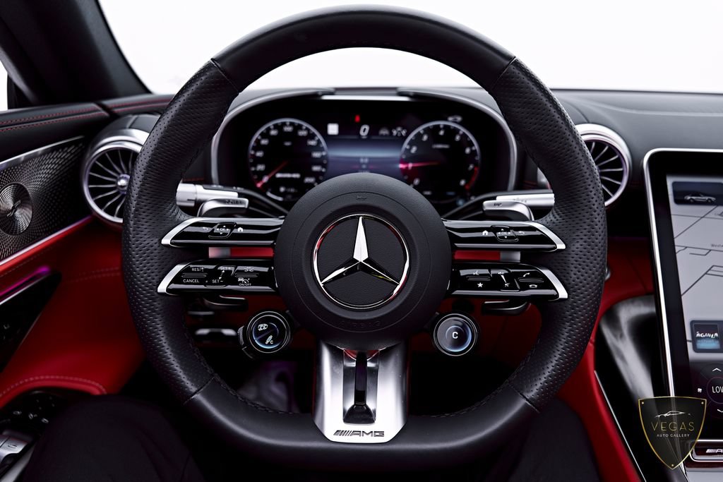 Used 2025 Mercedes-Benz SL 43 AMG w/ Driver Assistance Package image 65