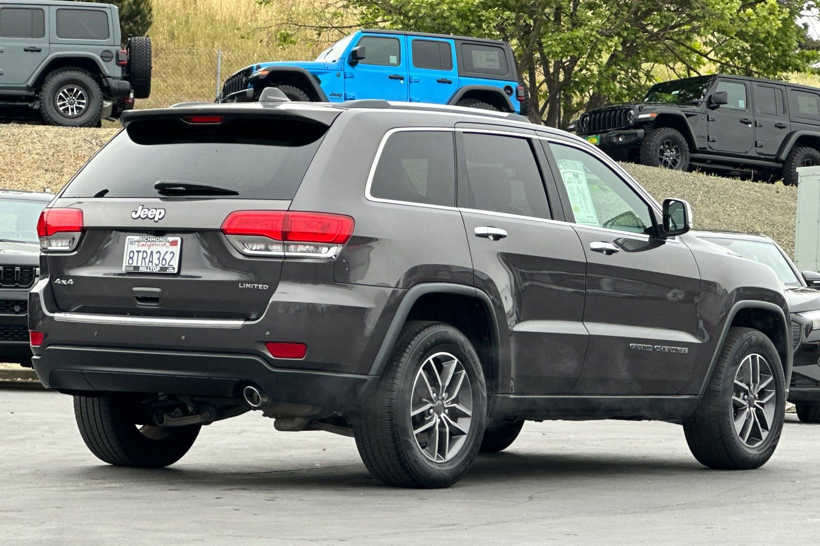 Used 2019 Jeep Grand Cherokee Limited image 4