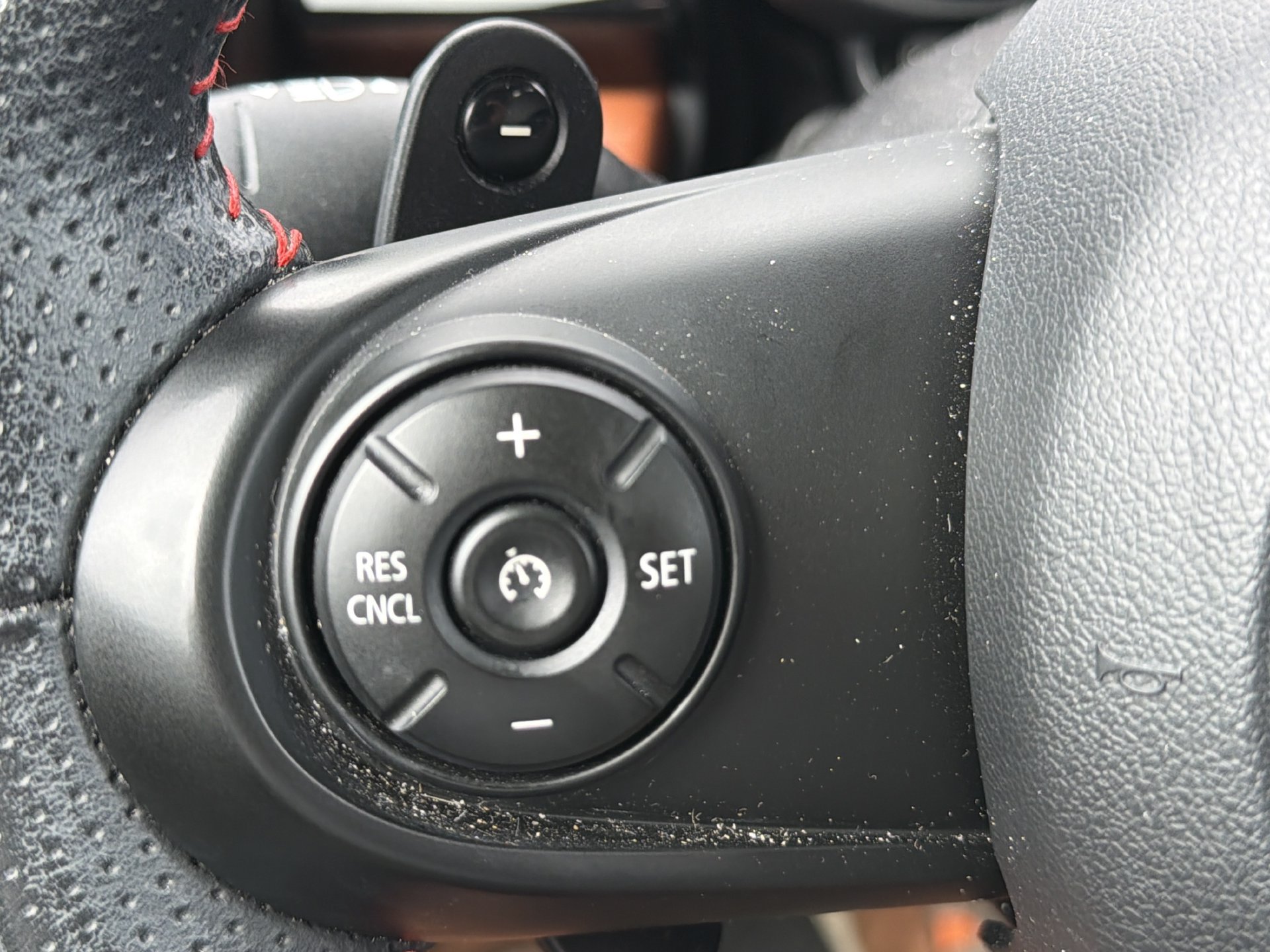 Used 2020 MINI Cooper S w/ Signature Upholstery Package FWD image 26