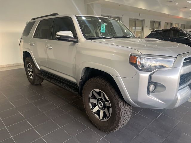 Used 2020 Toyota 4Runner TRD Off-Road Premium image 3