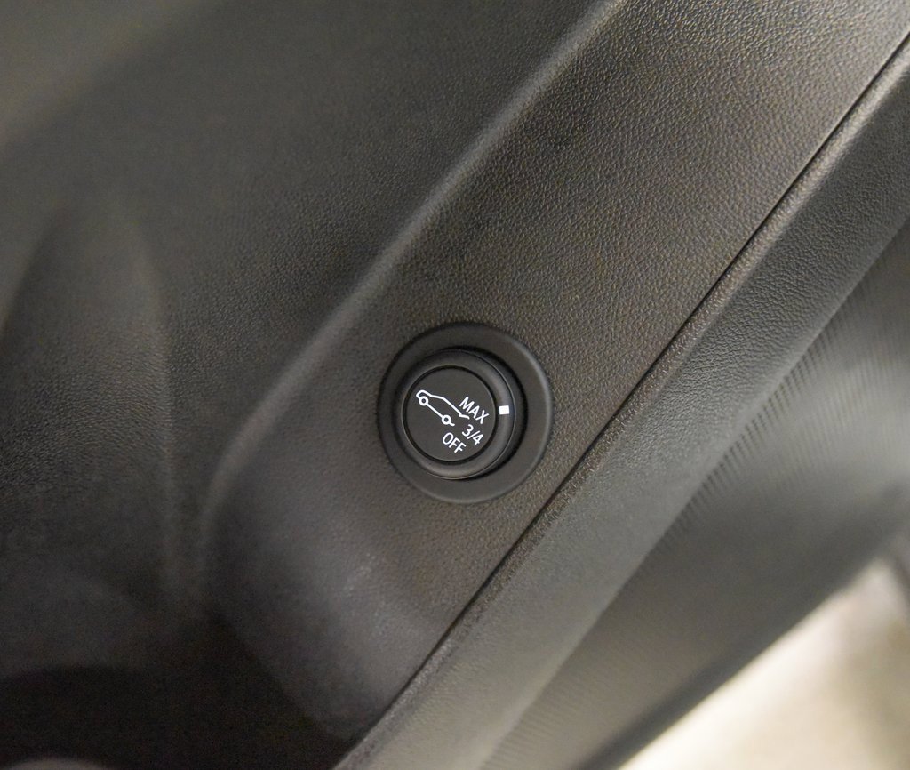 Used 2023 Chevrolet Equinox LT image 17