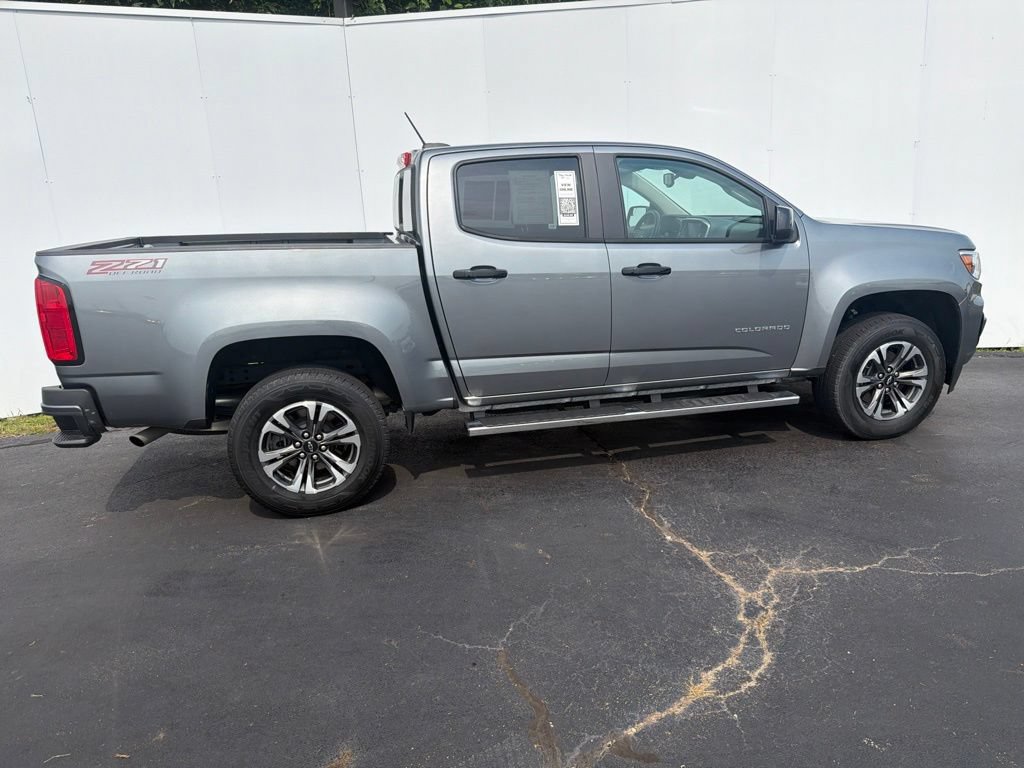 Used 2022 Chevrolet Colorado Z71 AWD/4WD image 3