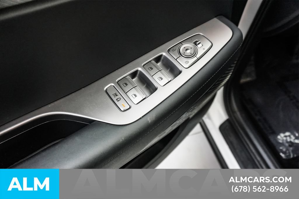 Used 2025 Hyundai Palisade SE FWD image 44