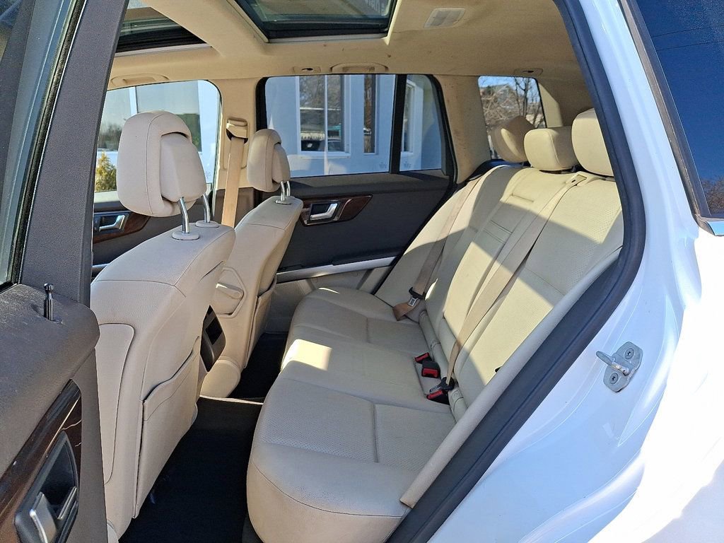 Used 2015 Mercedes-Benz GLK 350 4MATIC image 10