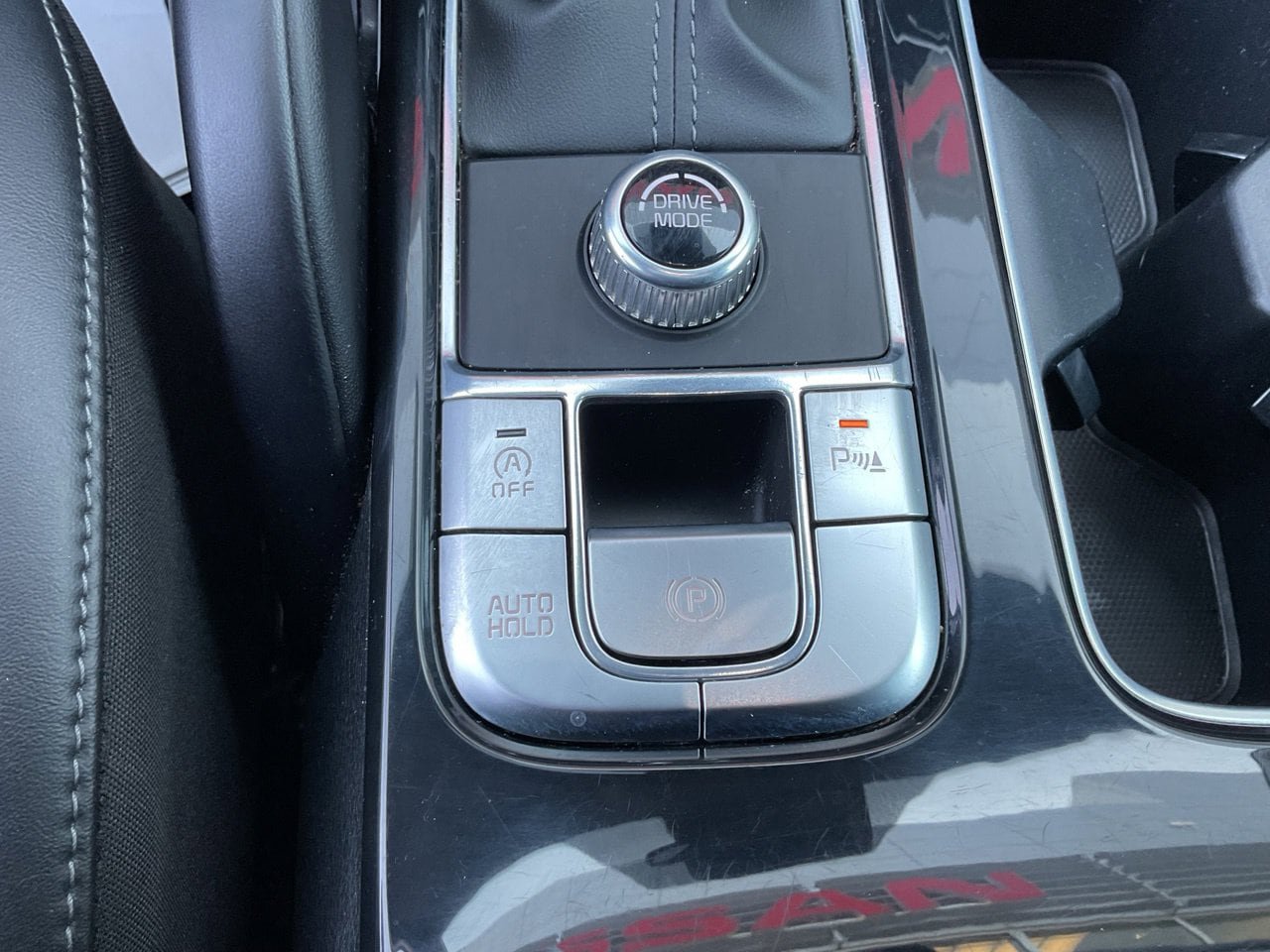 Used 2025 Kia Telluride S FWD image 29
