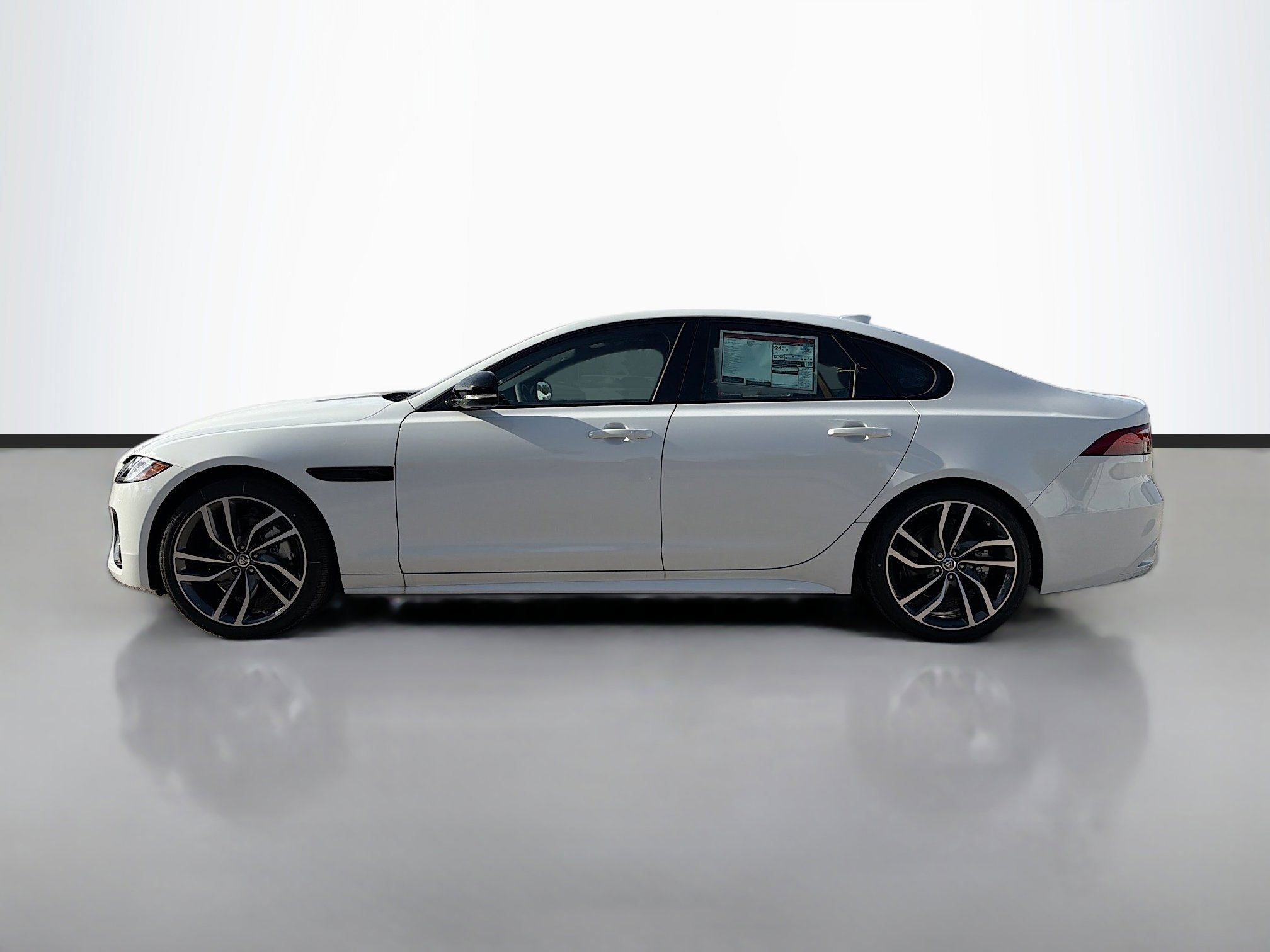New 2024 Jaguar XF R-Dynamic SE image 2