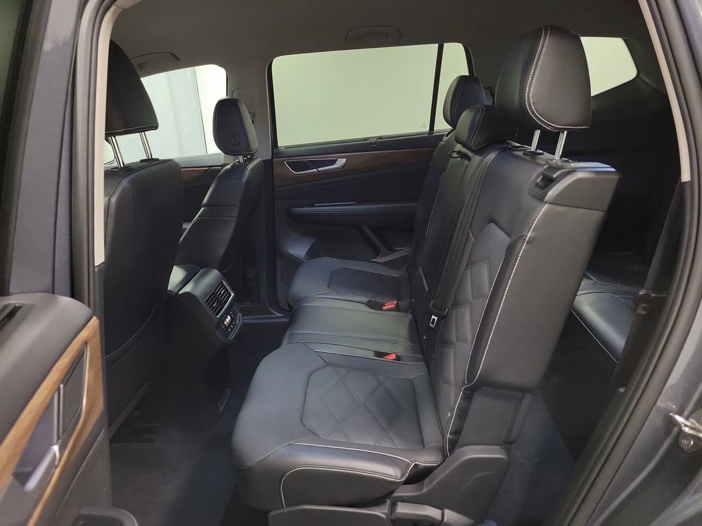 Used 2024 Volkswagen Atlas SE image 22