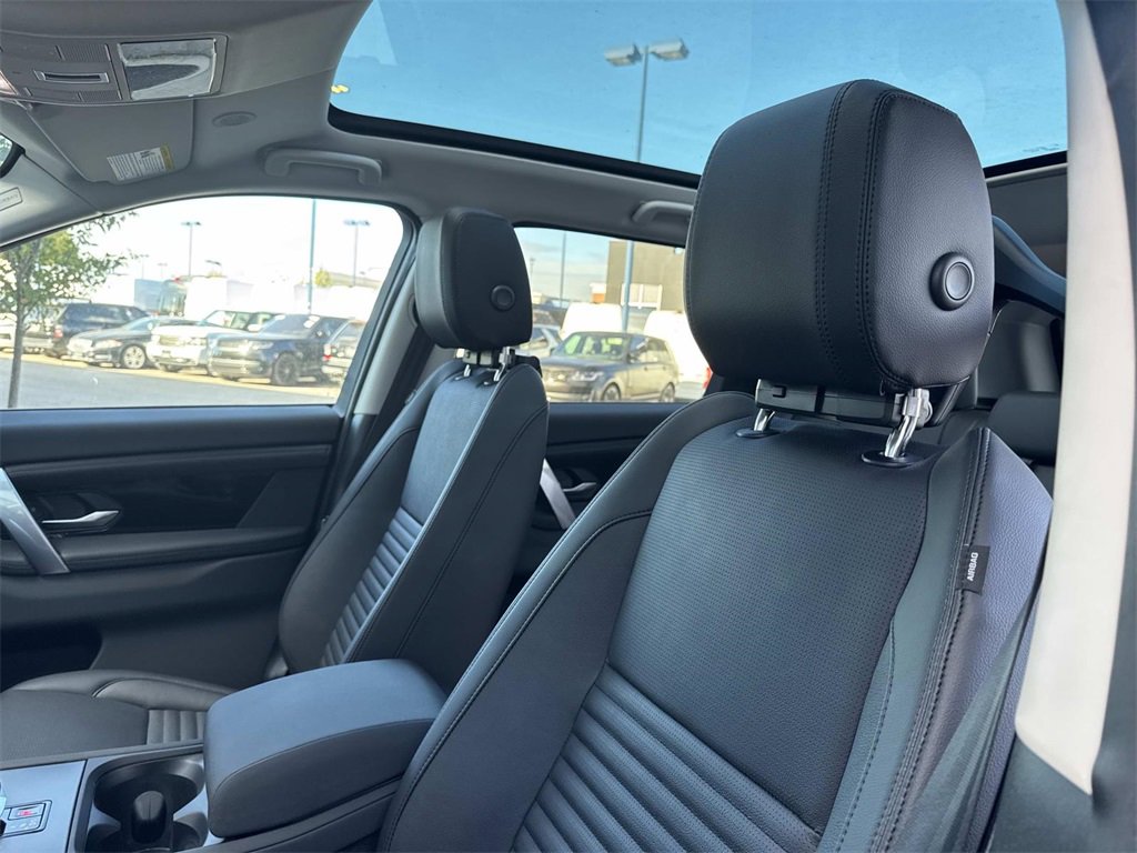 New 2025 Land Rover Discovery Sport S image 20