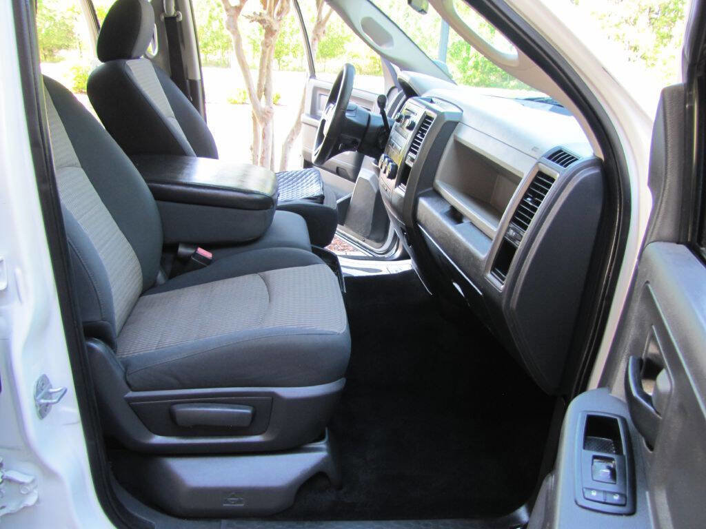 Used 2011 RAM 3500 ST w/ ST Popular Equipment Group RWD image 19