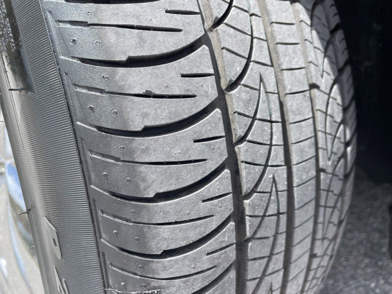 Used 2012 Jaguar XJ image 32