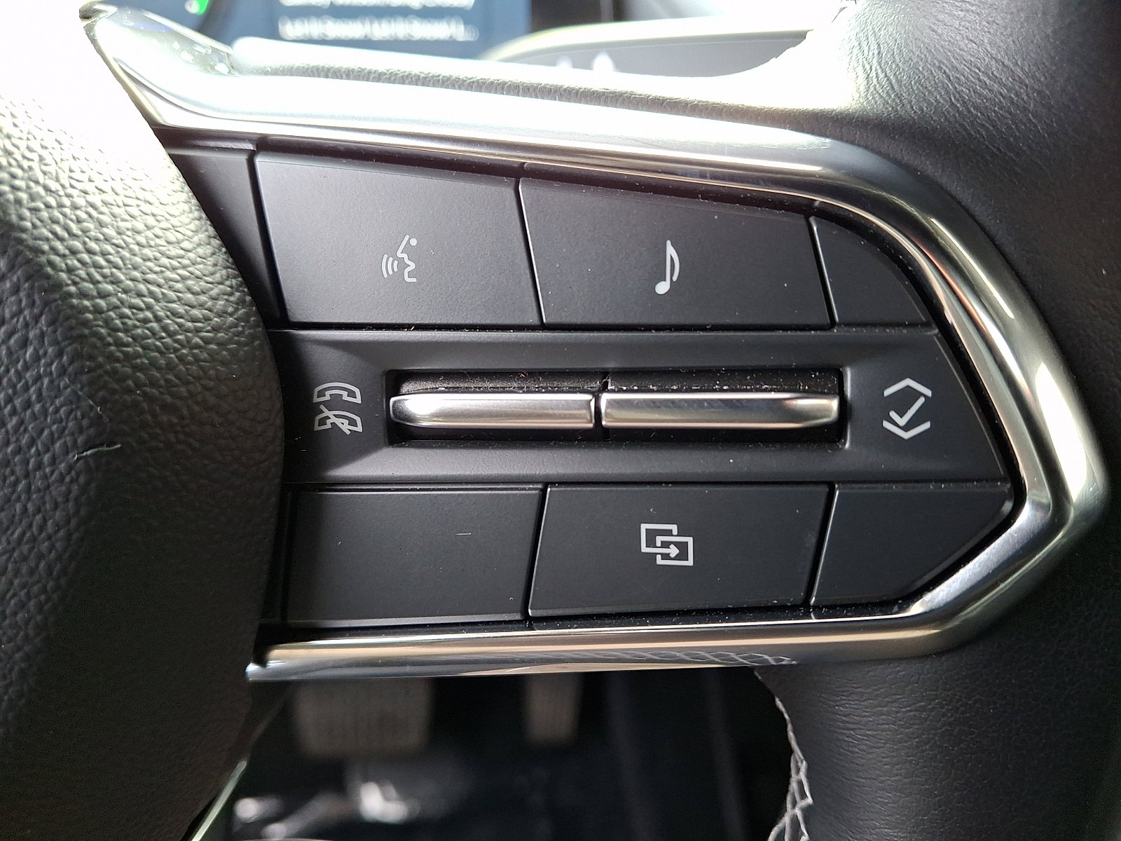 Used 2024 Honda Prologue Touring image 25