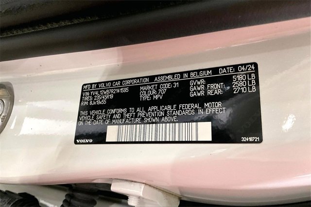 Certified 2024 Volvo V60 B5 Cross Country Ultimate w/ Protection Package Premier image 36