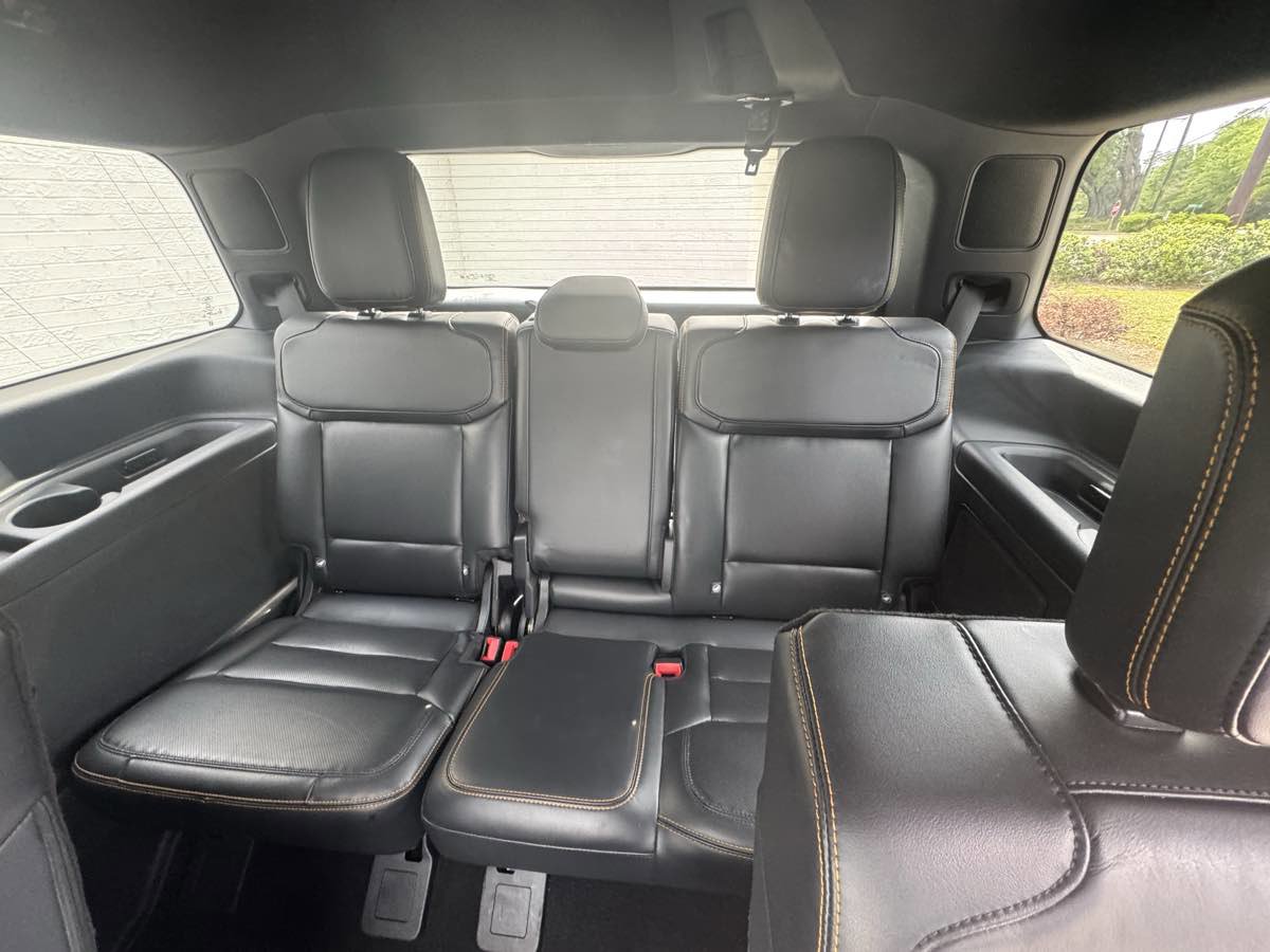 Used 2025 Ford Expedition Tremor image 9