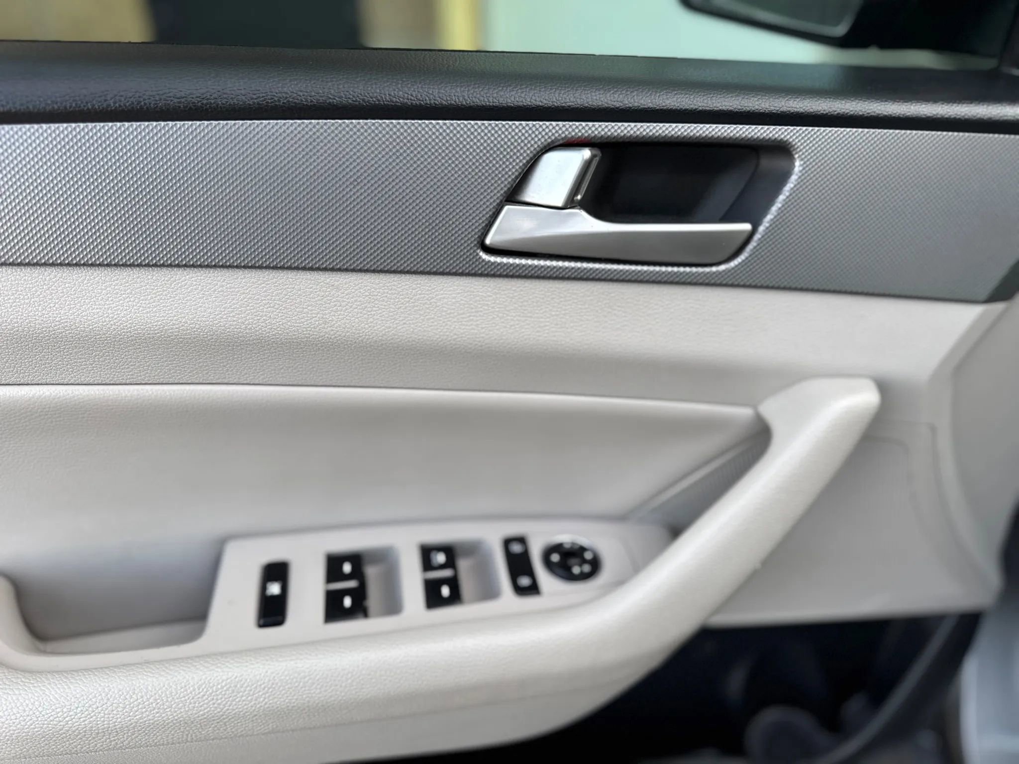 Used 2018 Hyundai Sonata SE FWD image 32